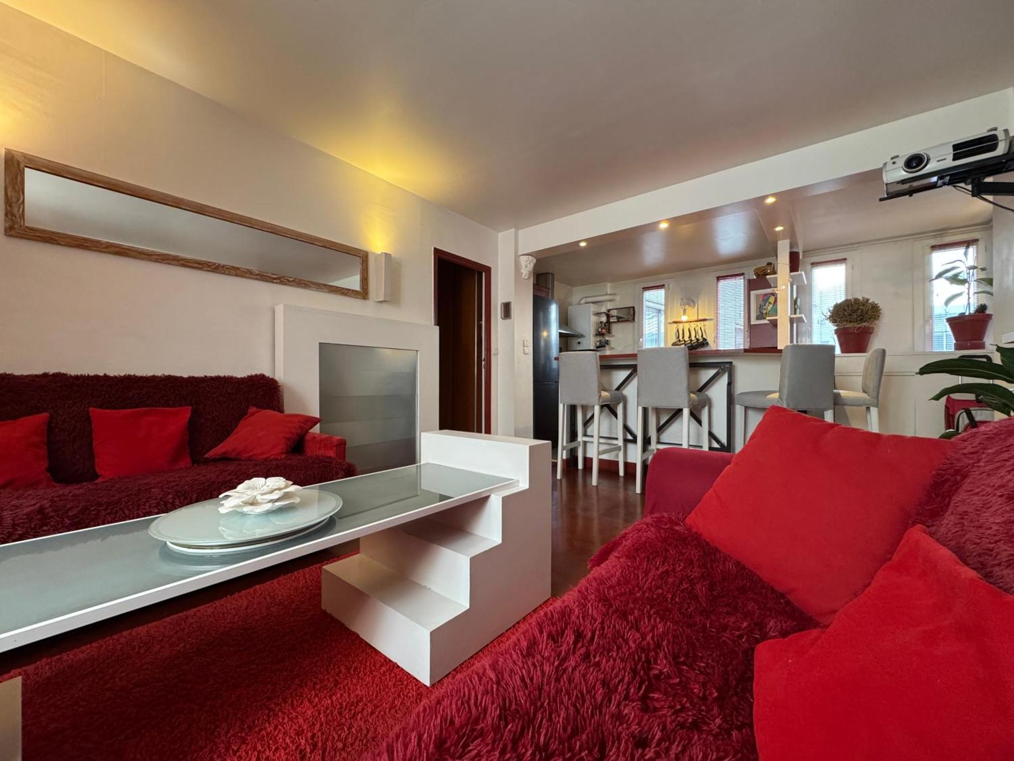 Red Flat Paris Apartment Bagian luar foto
