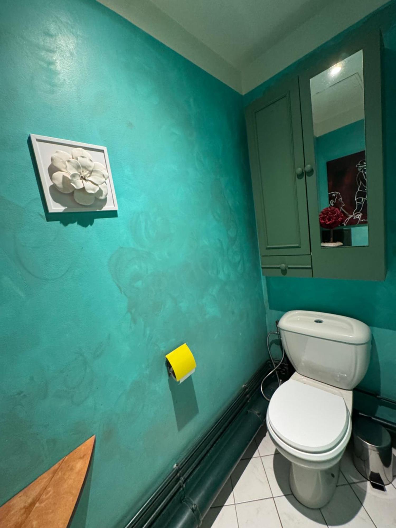 Red Flat Paris Apartment Bagian luar foto